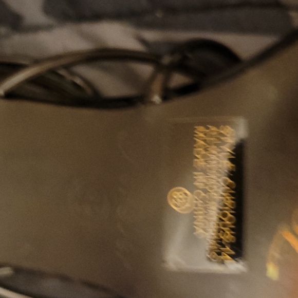 Heels - Picture 7 of 8